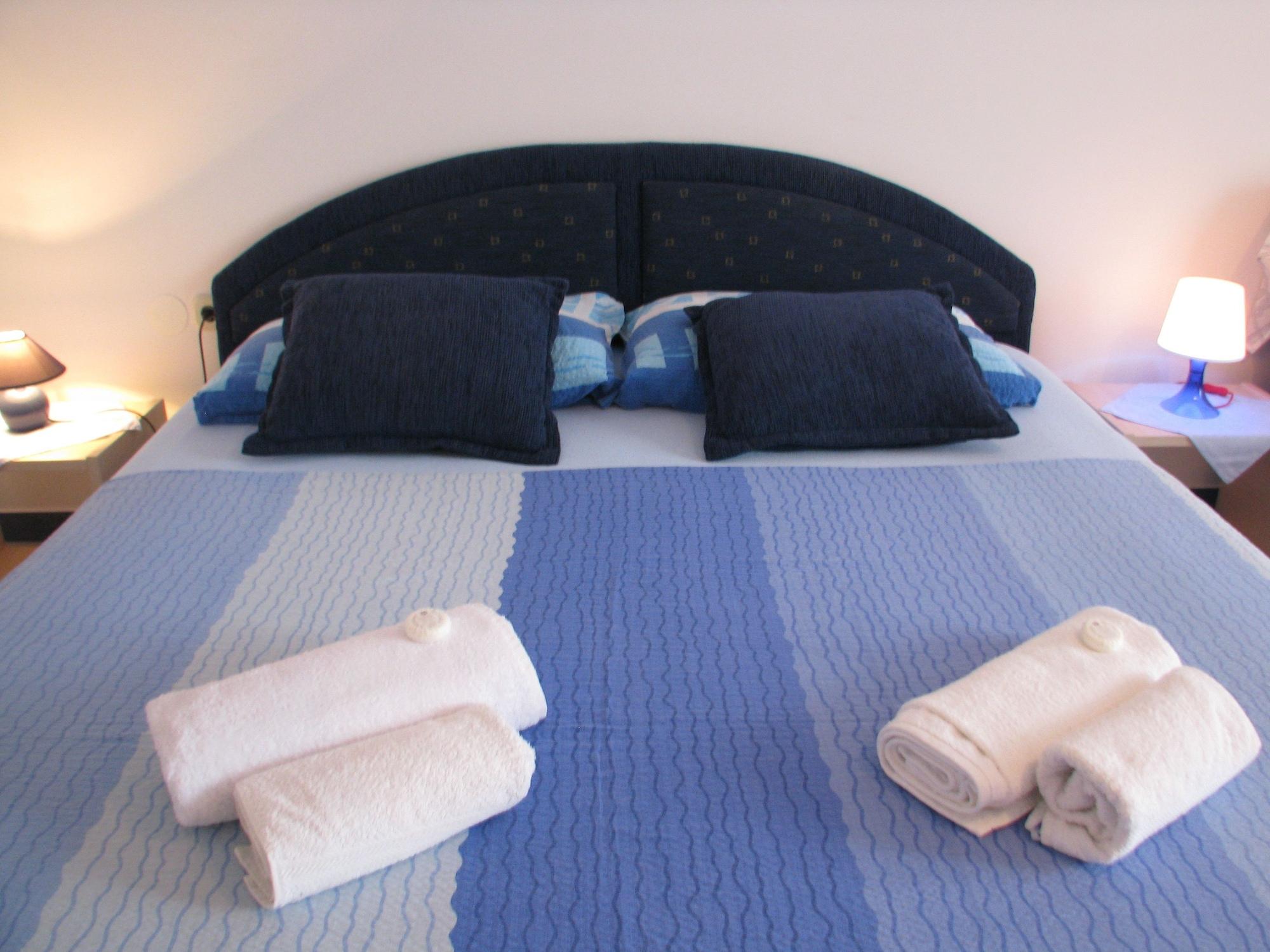 Apartments Srkoc Pinezići Εξωτερικό φωτογραφία
